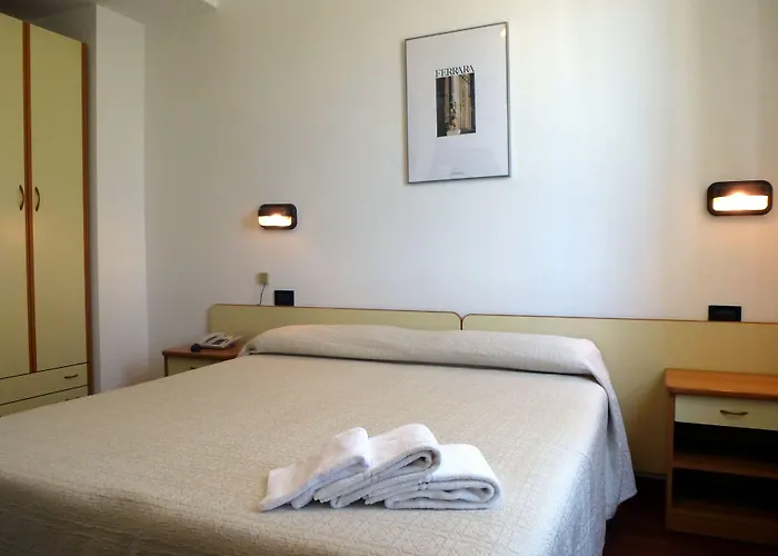 Daniela 2* 费拉拉