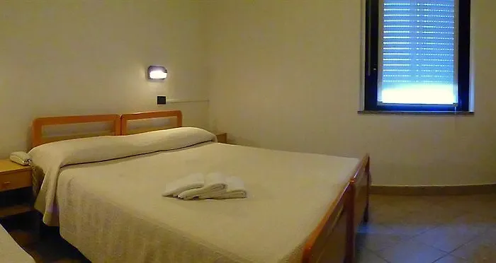 Daniela 2* 费拉拉