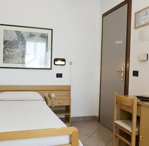 Daniela 2* 费拉拉