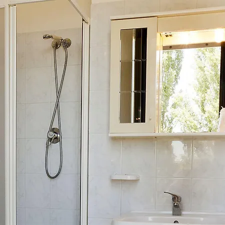 Daniela מלון פררה